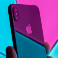 最懂蘋果的分析師：蘋果今年將面臨更嚴(yán)峻挑戰(zhàn)，市場過度樂觀了，股價(jià)有下跌風(fēng)險(xiǎn)